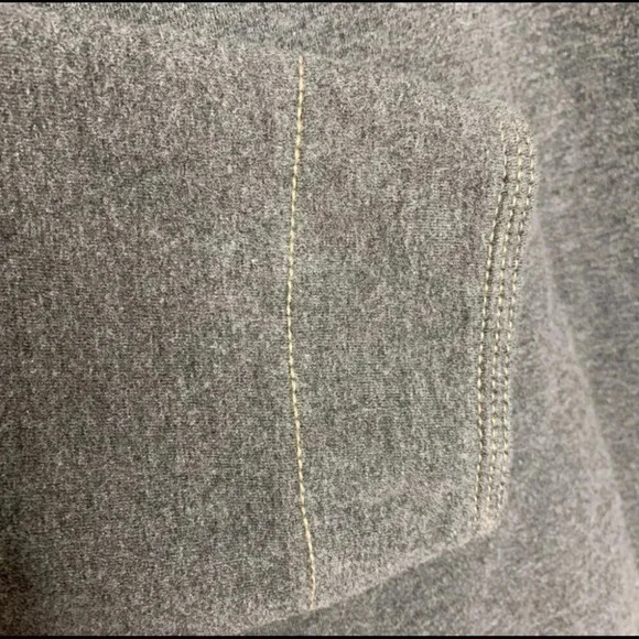 Tommy Bahama Grey Pullover Sweatshirt Size Medium - Picture 3 of 6